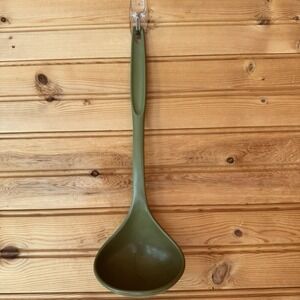 Vintage Foley Nylon Soup Ladle Avocado Green Serving Kitchen Utensil Rare 70s